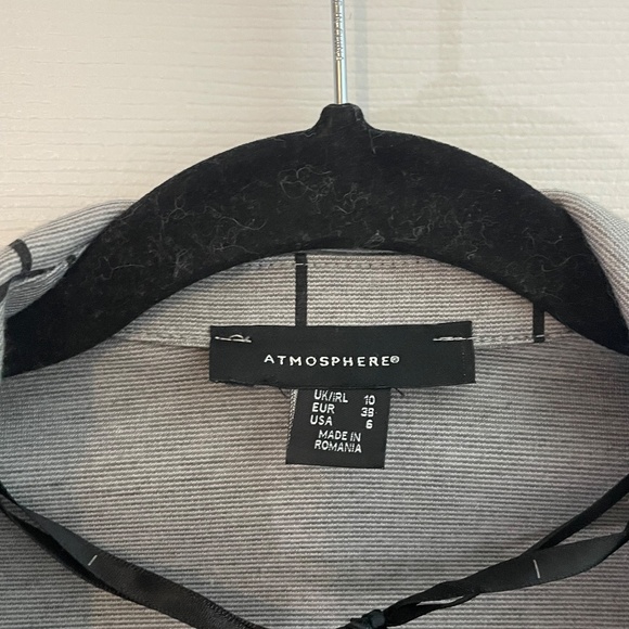 Primark - Women's - Open Front - Long Vest - Checkered Fabric - Grey/Black - Picture 2 of 3